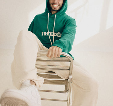 1.62 FREEDER Bold hoodie